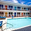 Waterside Hotel and Suites