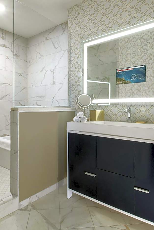 Hotel Saint Louis, Autograph Collection by Marriott