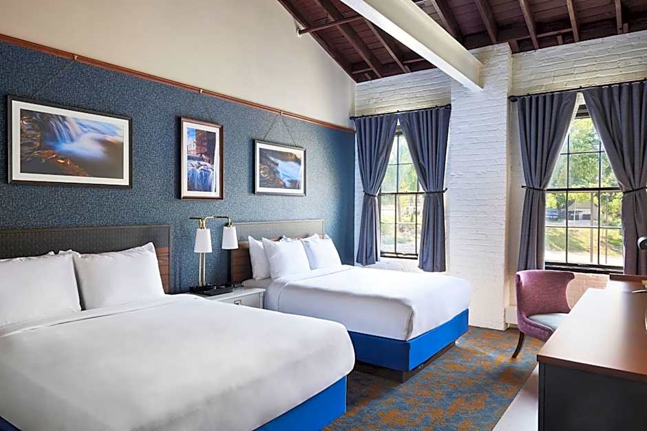The Confluence Hotel