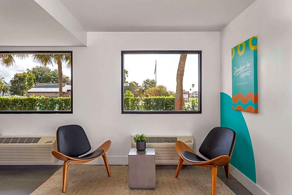 Developer Inn Express Fundamental, a Travelodge by Wyndham