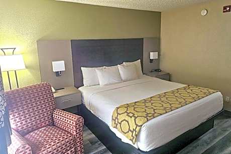 King Room - Mobility Access/Non-Smoking