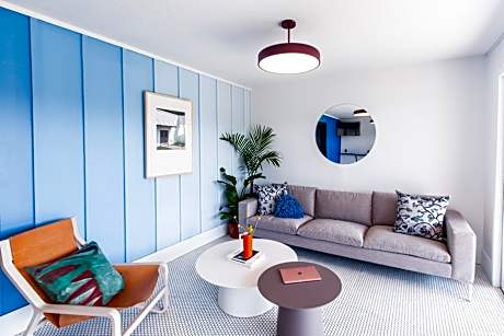 The Iris Motel