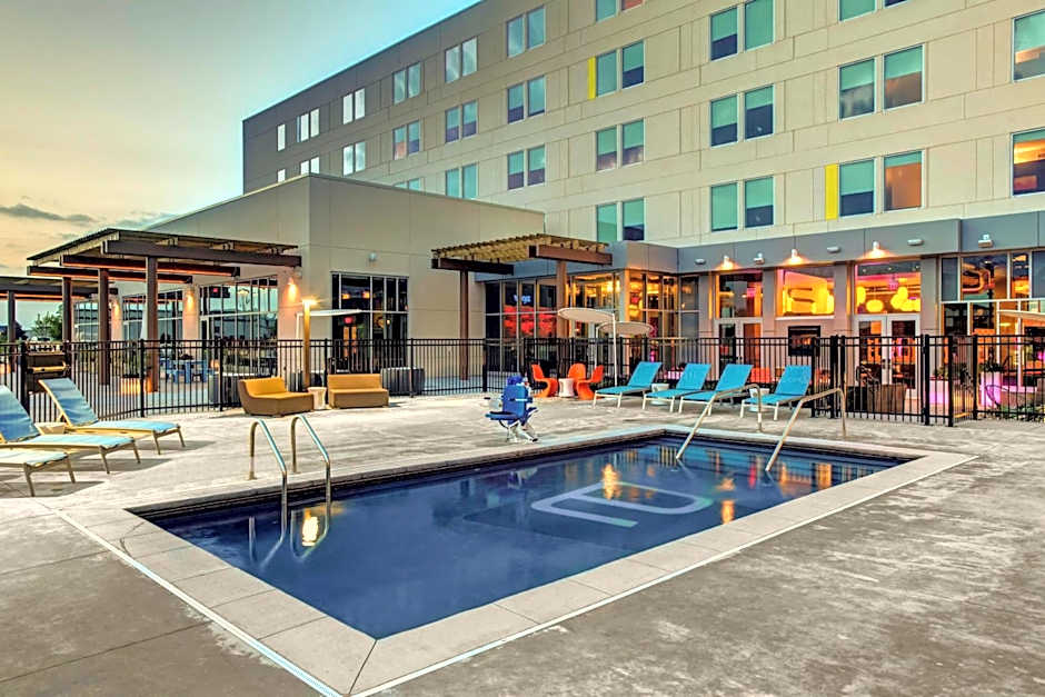 Aloft Wichita