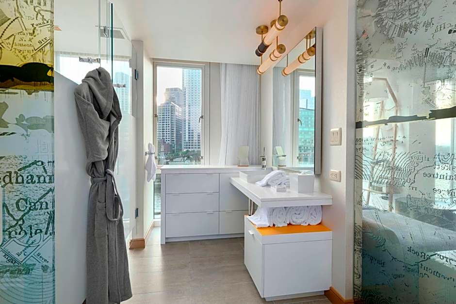 The Envoy Hotel, Autograph Collection by Marriott
