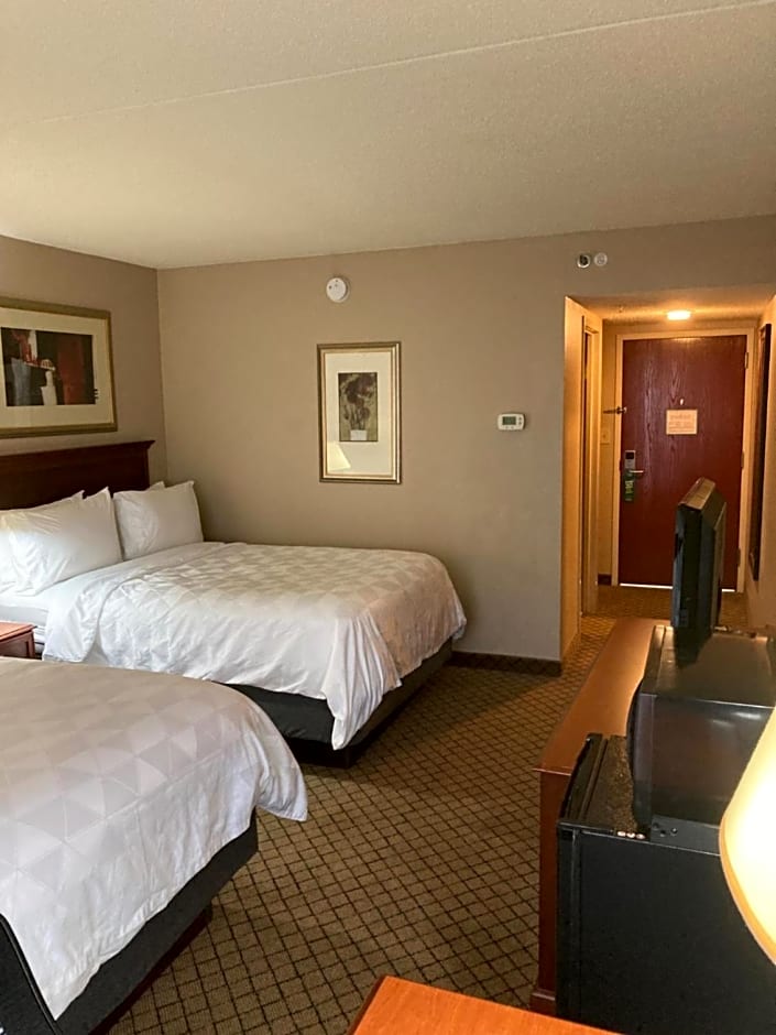 Holiday Inn Cincinnati-Eastgate