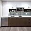 Staybridge Suites - Racine - Mount Pleasant