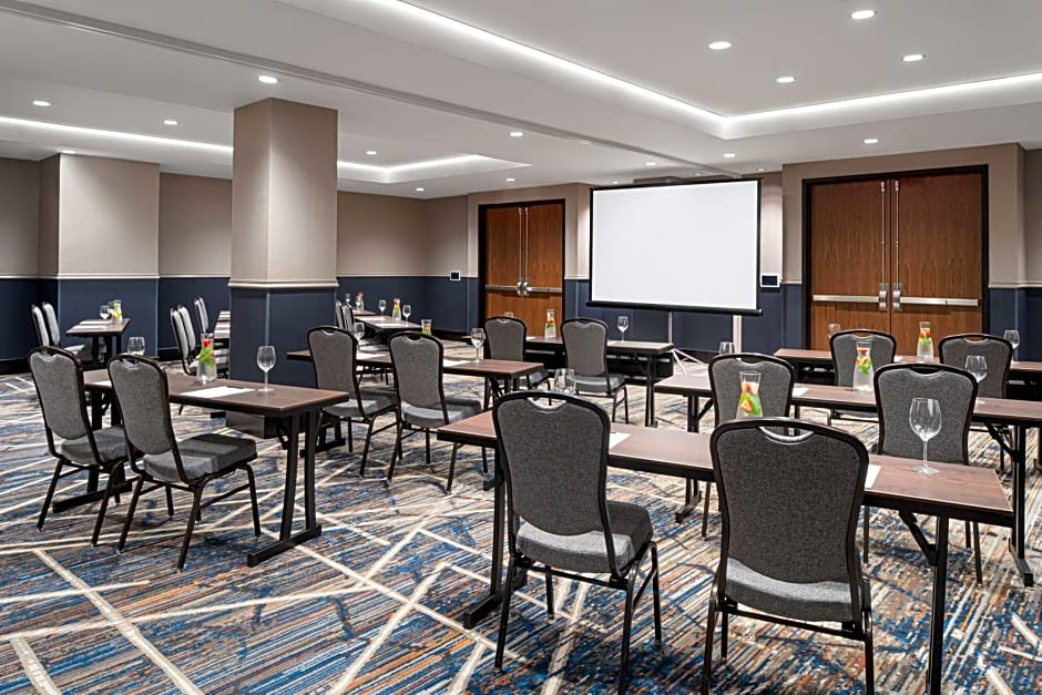 The Alloy King of Prussia - a DoubleTree by Hilton