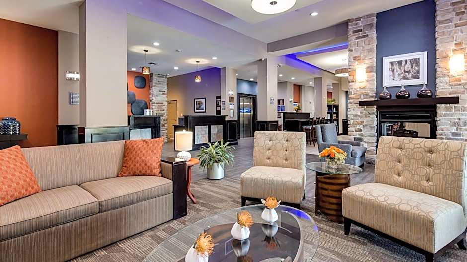 Best Western Plus Lake Jackson Inn & Suites