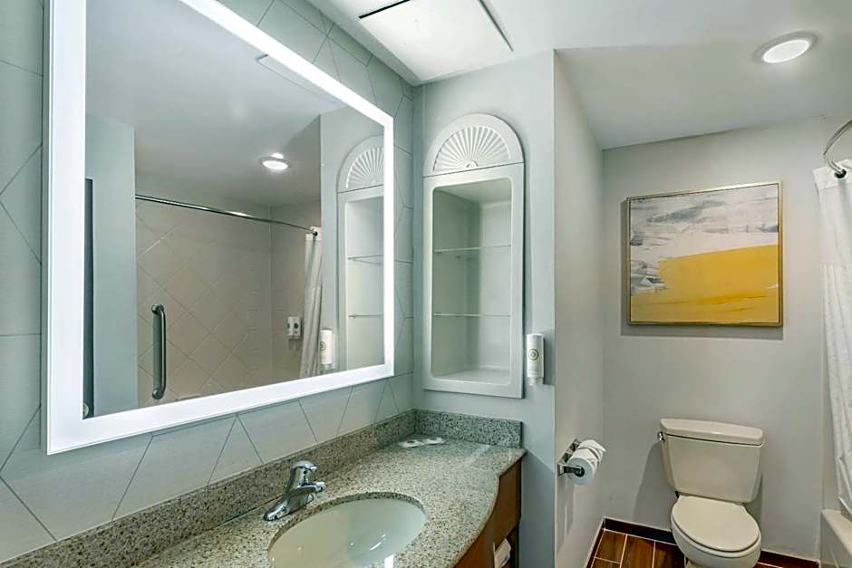Comfort Suites East Brunswick - South River