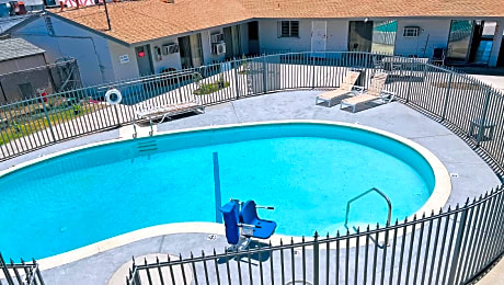 Lanai Motel
