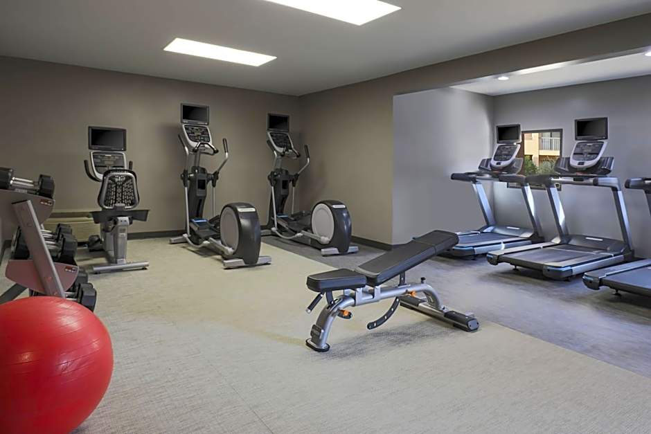 Courtyard by Marriott Tucson Airport
