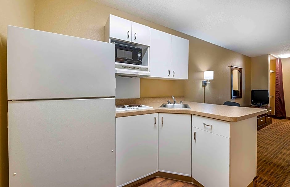 Extended Stay America Suites - Indianapolis - Airport