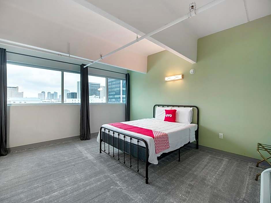 OYO Hotel & Apartments Houston Galleria