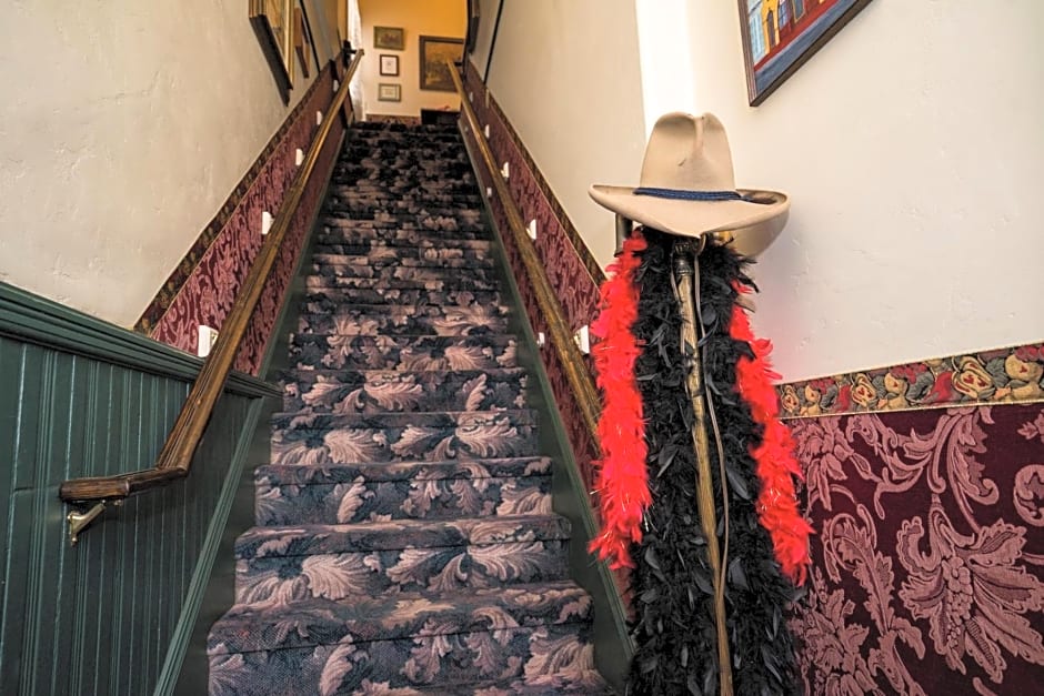 Red Garter Inn