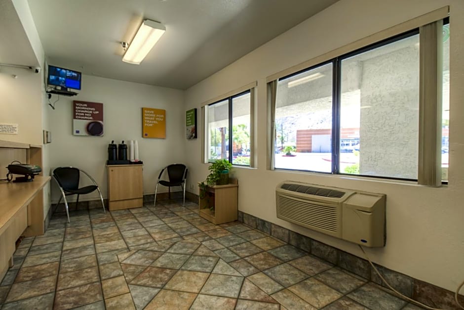 Motel 6-Palm Springs, CA - Downtown