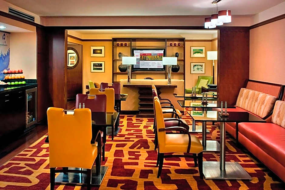Trumbull Marriott Shelton