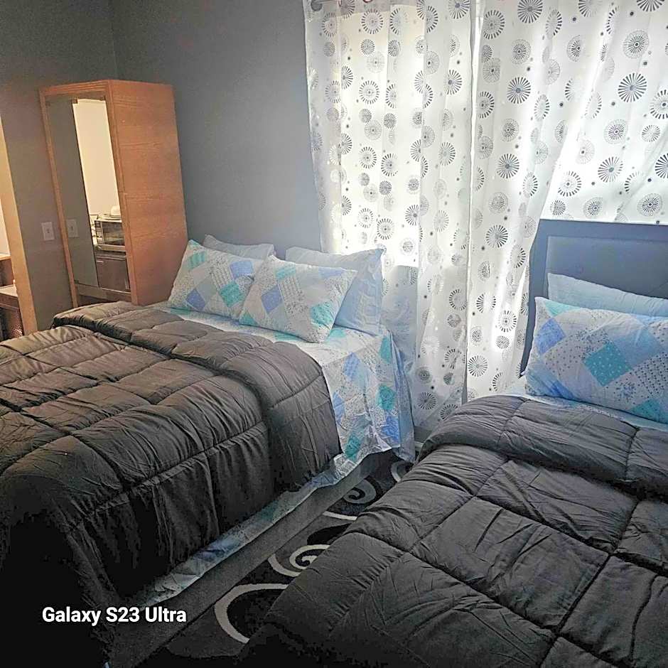 Divine Villa Guest House Harper Ave EWR AIRPORT PENN STATION NY NJ