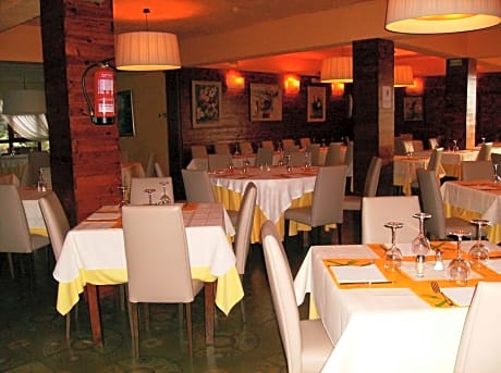 Hotel Yamaguchi - Alojamientos en SANGUESA