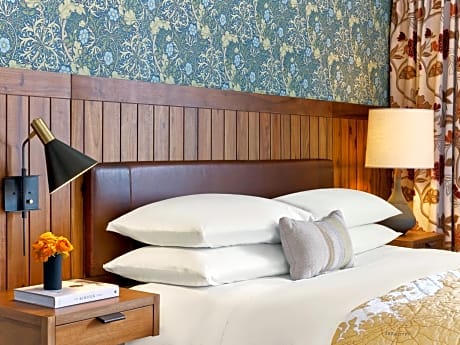 Junior King Suite