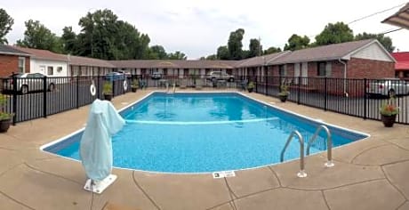 Moonlite Motel