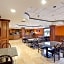 Shary Inn and Suites
