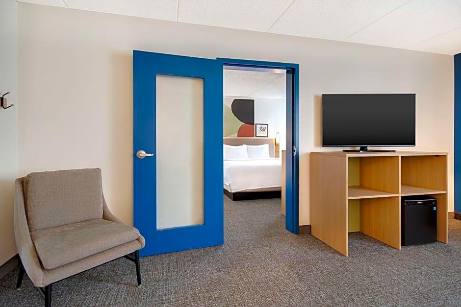 Spark by Hilton Rochester University Area