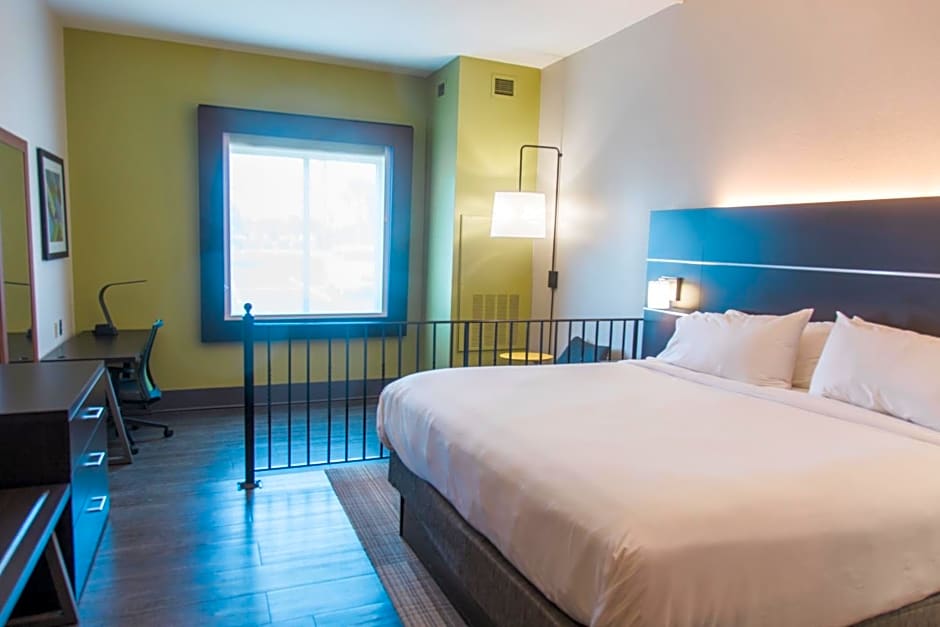 Holiday Inn Express Hotel & Suites Columbia-Fort Jackson