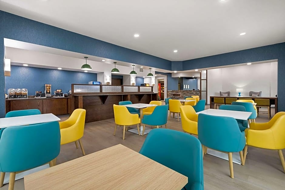 Comfort Suites Hudson I-94