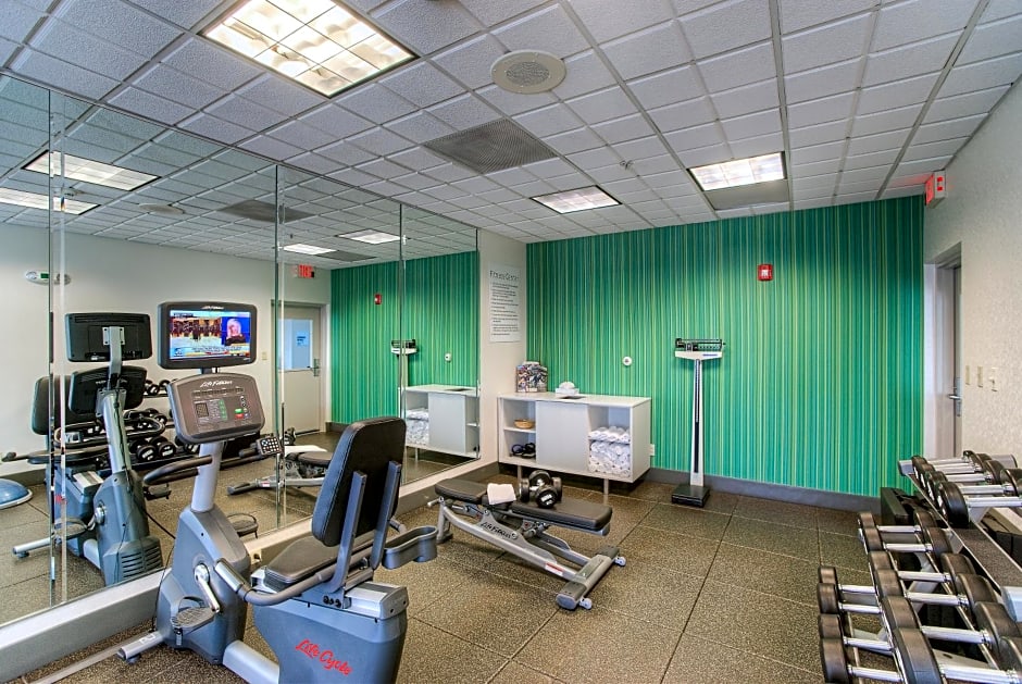 Holiday Inn Express Hotel & Suites Tempe Hotel