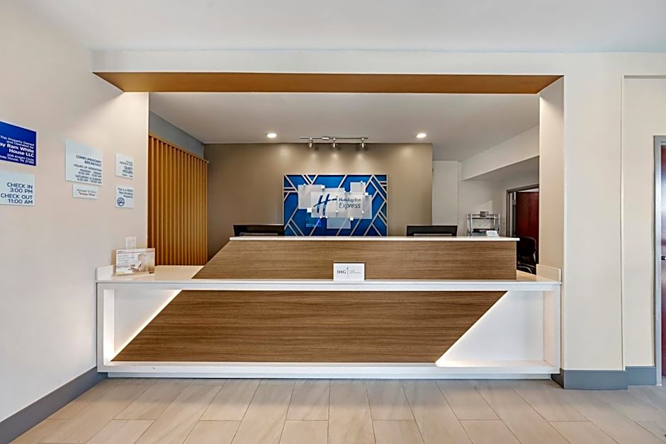 Holiday Inn Express White House