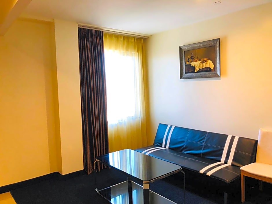 John Hotel