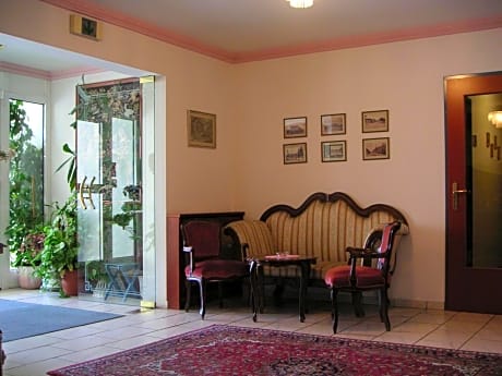 Pension Weber GmbH - Alojamientos en VIENA