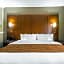 Comfort Suites University
