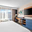 Country Inn & Suites by Radisson, Coon Rapids, MN