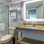 Winter the Dolphin's Beach Club, Ascend Hotel Collection