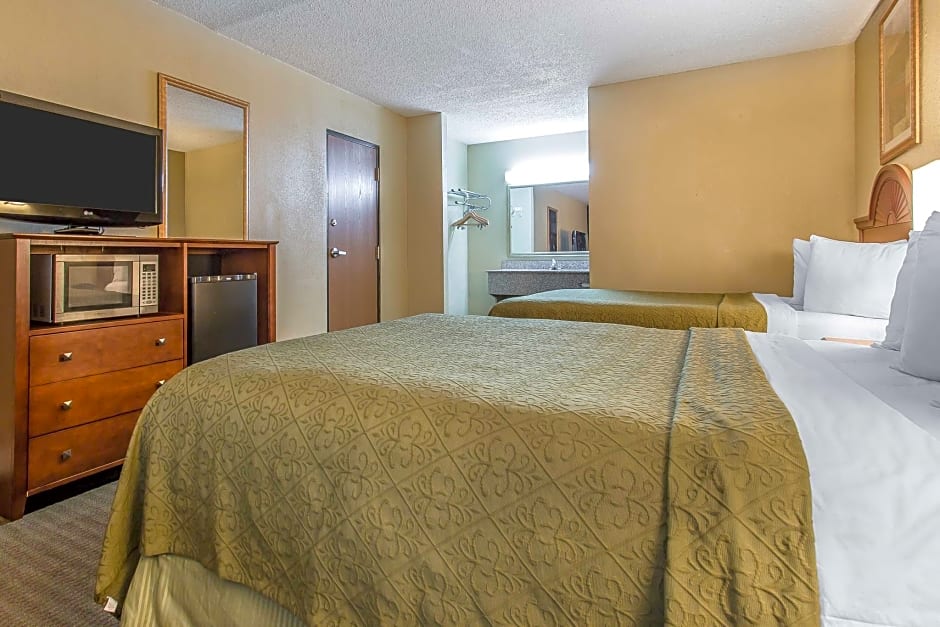 Rodeway Inn Lawton
