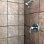 Maple Inn and Suites Los Banos