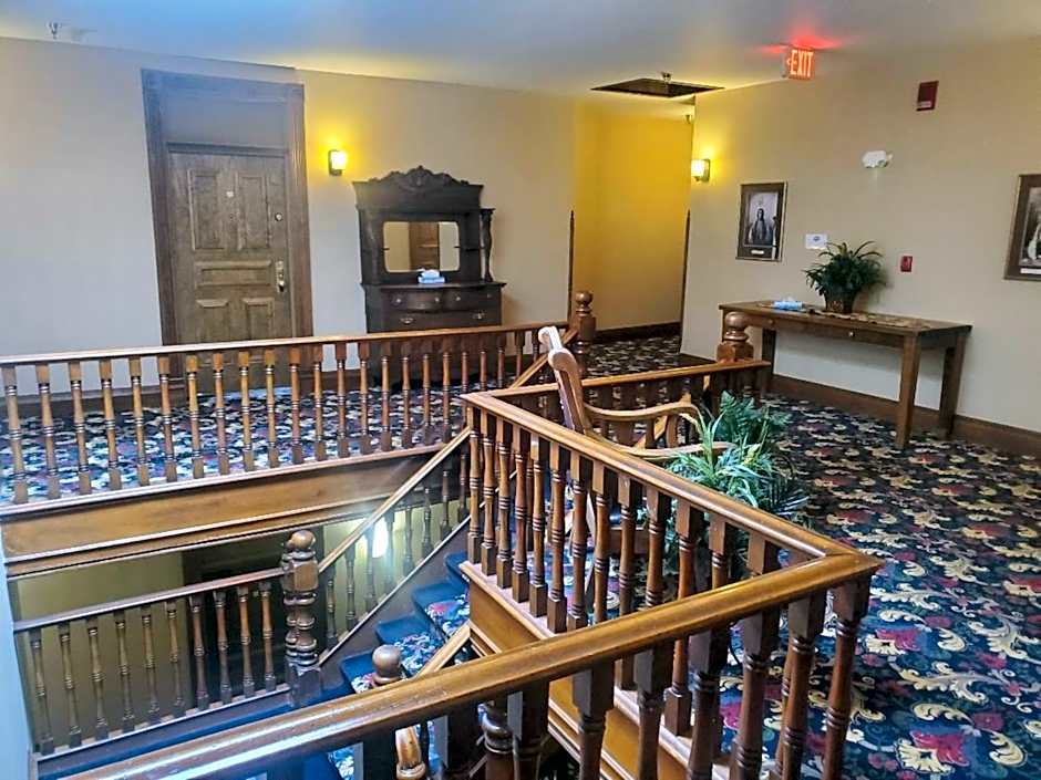Historic Bullock Hotel