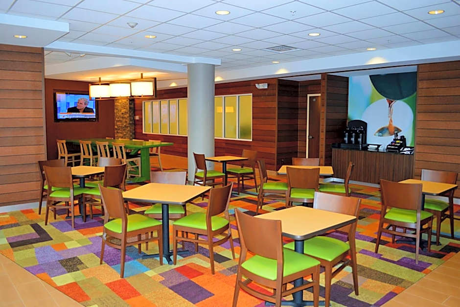 Fairfield Inn & Suites by Marriott Quantico Stafford
