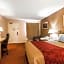 Econo Lodge Inn & Suites