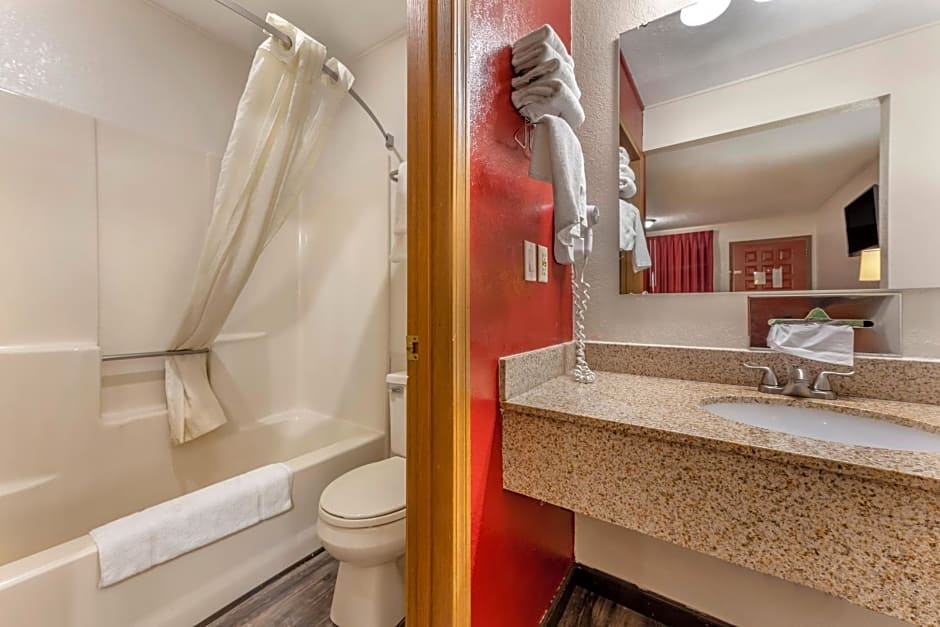 Econo Lodge Wooster