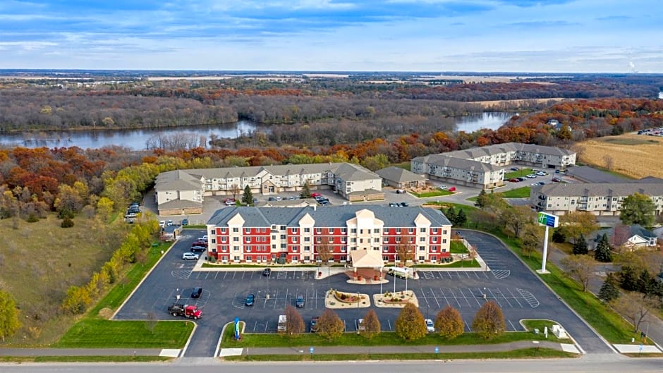 Holiday Inn Express St. Cloud
