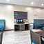 Holiday Inn Express & Suites Houston - Hobby Airport Area