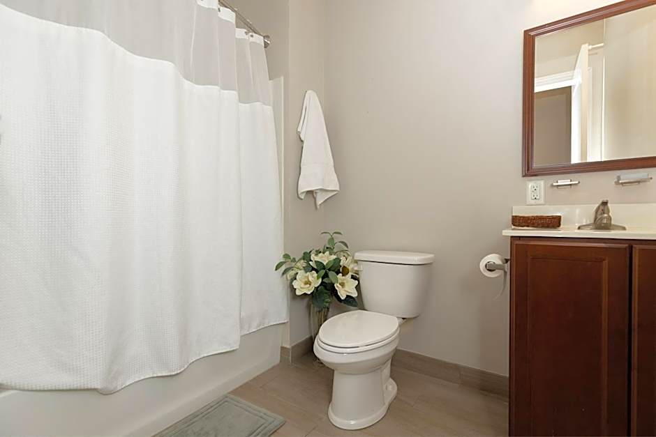 Brinton Suites
