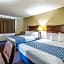 Econo Lodge Inn & Suites