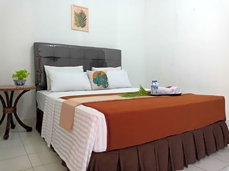 New Hotel Kayu Manis