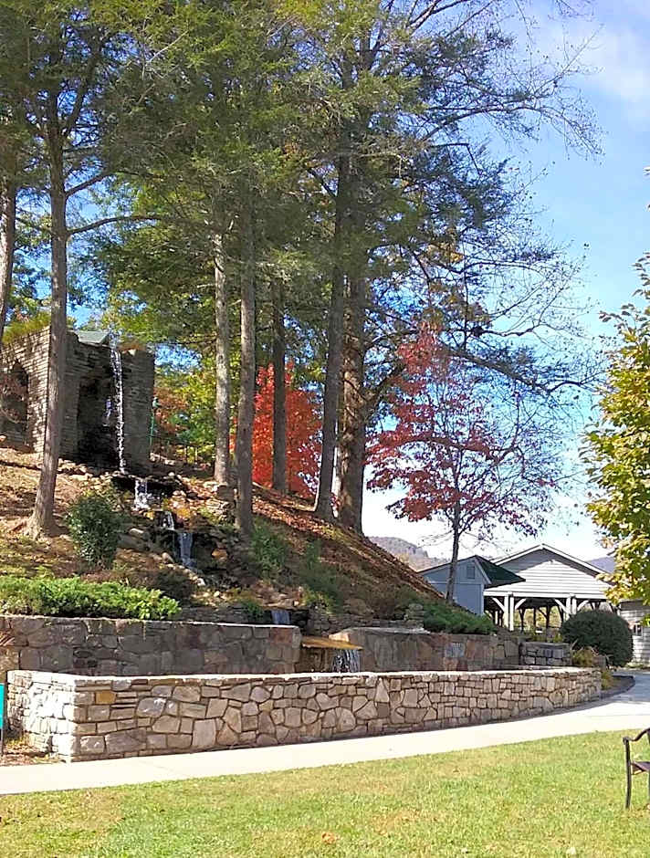 Nantahala Village
