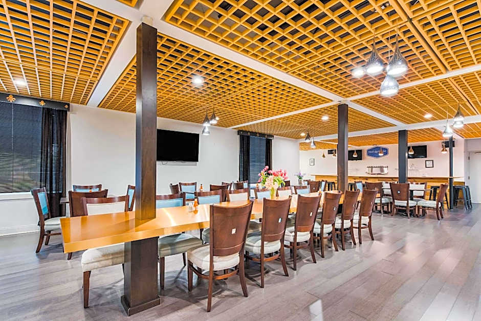 The Blu Hotel Blue Ash Cincinnati, Ascend Hotel Collection