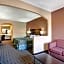 Days Inn & Suites by Wyndham Houston North/Spring