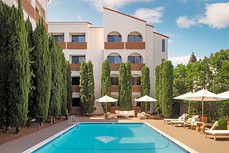 Hotel Avante, part of JdV by Hyatt 